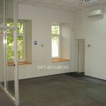 Продажа абсолютно фасадного помещения в Центре, пл. Победы